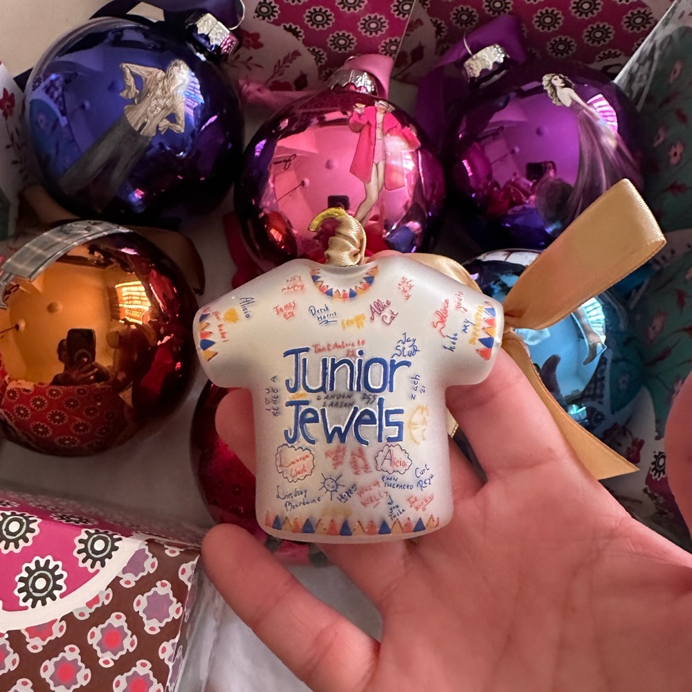Junior Jewels Christmas Tree ornament.